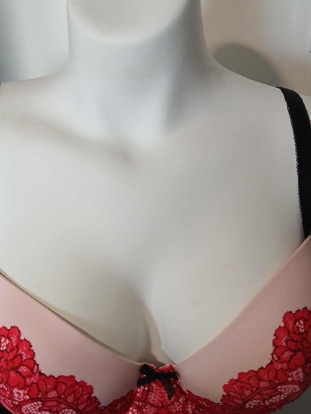 Victoria's Secret Pink, Red, & Black Sexy Dream Angels Lined Demi Faux Lace Bra - Picture 5 of 16